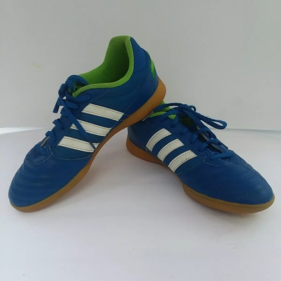 sala indoor soccer shoes